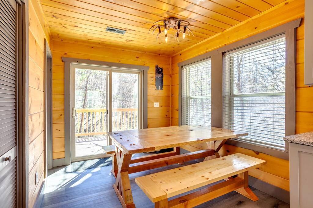 Dancing Bear Cabin- Relax & Enjoy! Sevierville Bagian luar foto
