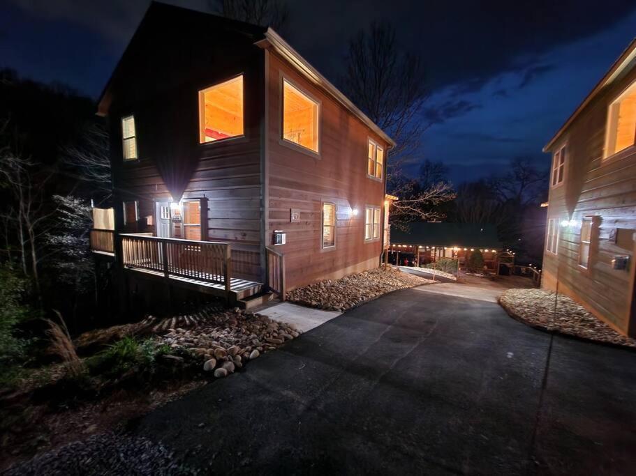 Dancing Bear Cabin- Relax & Enjoy! Sevierville Bagian luar foto