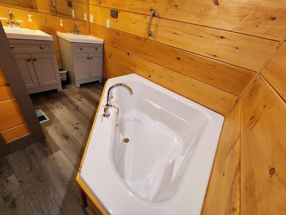 Dancing Bear Cabin- Relax & Enjoy! Sevierville Bagian luar foto