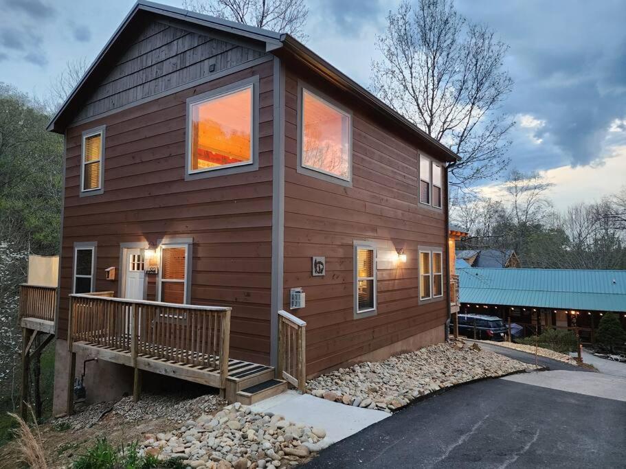Dancing Bear Cabin- Relax & Enjoy! Sevierville Bagian luar foto