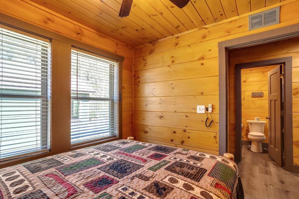 Dancing Bear Cabin- Relax & Enjoy! Sevierville Bagian luar foto