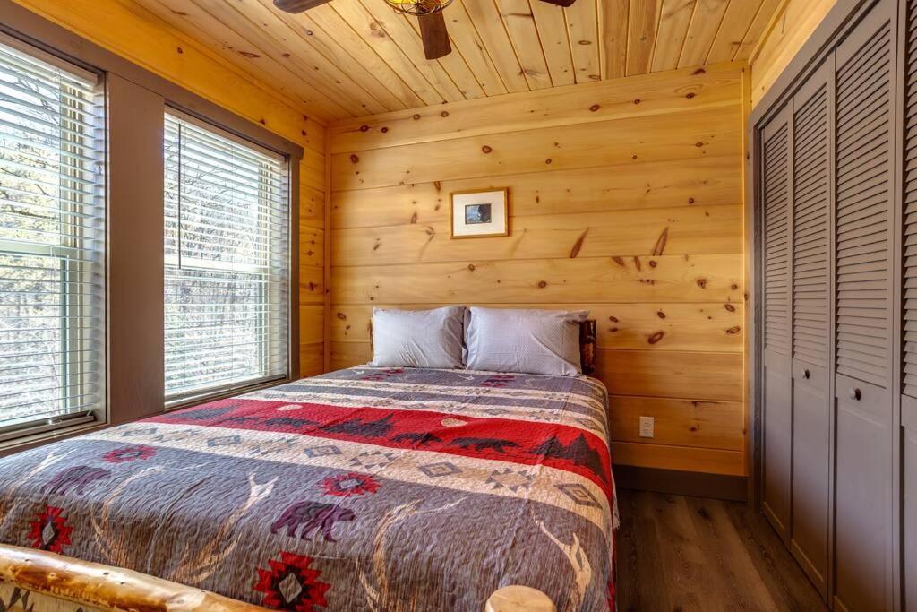 Dancing Bear Cabin- Relax & Enjoy! Sevierville Bagian luar foto
