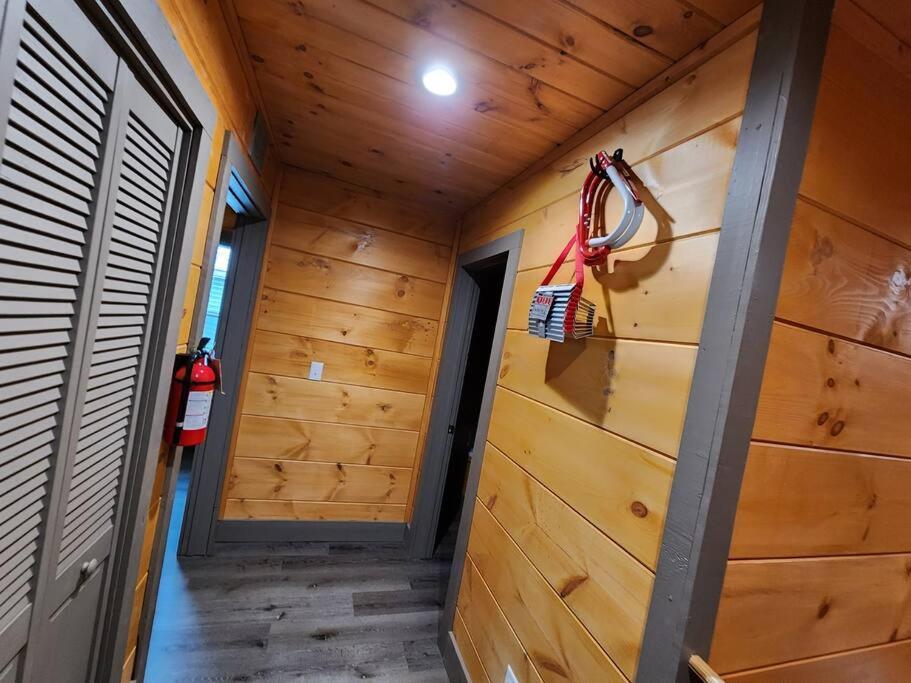 Dancing Bear Cabin- Relax & Enjoy! Sevierville Bagian luar foto